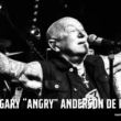 [RIP] MUERE ANGRY ANDERSON, LA VOZ ETERNA DE ROSE TATTOO, A LOS 79 AÑOS